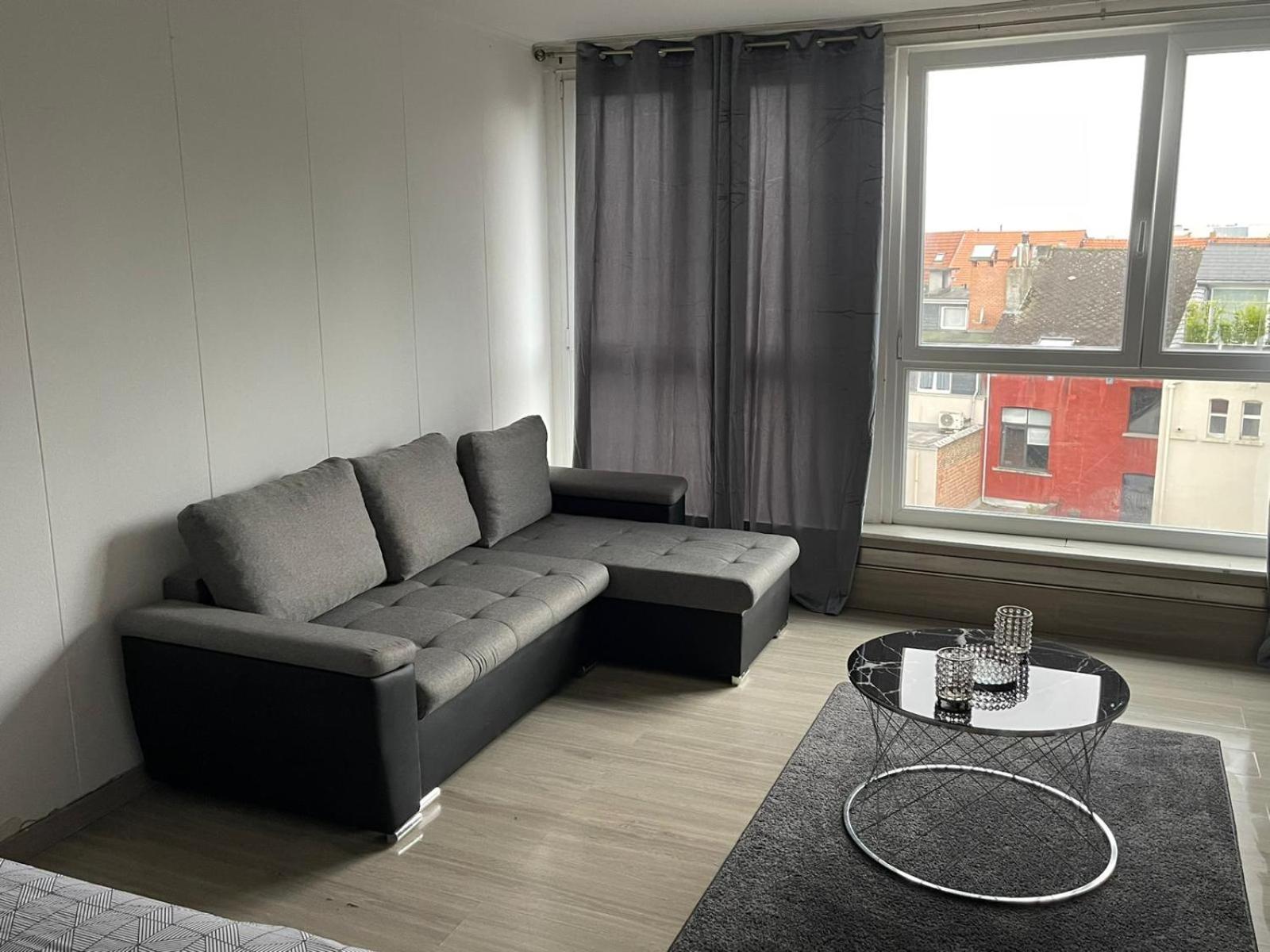 Elegant A Louise, Quartier Prestige De Brussel